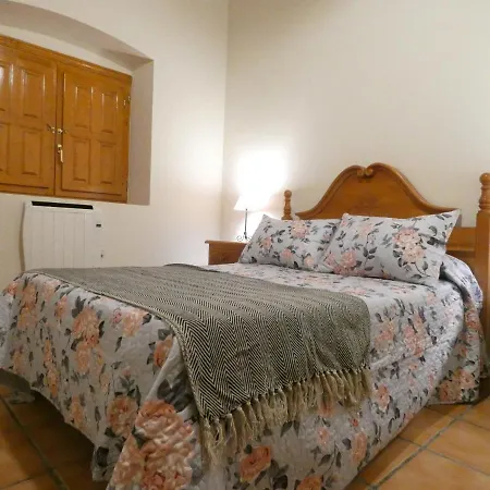 Nucleo De Valle De Iruelas カントリーハウス