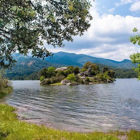 Nucleo De Valle De Iruelas カントリーハウス Las Cruceras