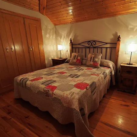 Nucleo De Valle De Iruelas カントリーハウス